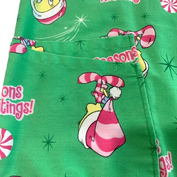 Looney Tunes Women's Tweety Bird Christmas Nursing Medical Scrub Top Size XL - Picture 4 of 9